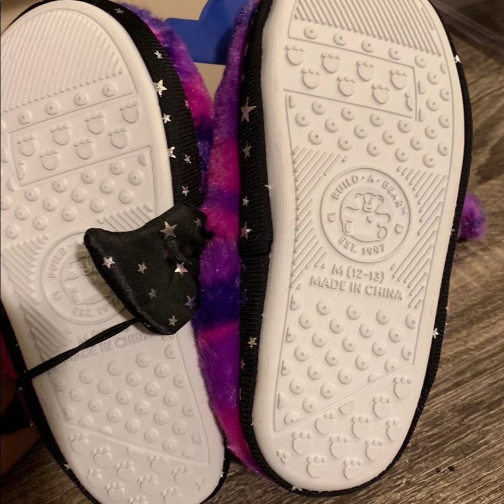 🐻🐻Build a Bear Kids Character Slippers🐻🐻 - Picture 6 of 6